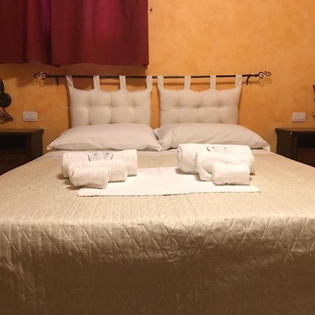 Bed and Breakfast L'Attico Piazza Sant'Oronzo à Lecce Extérieur photo