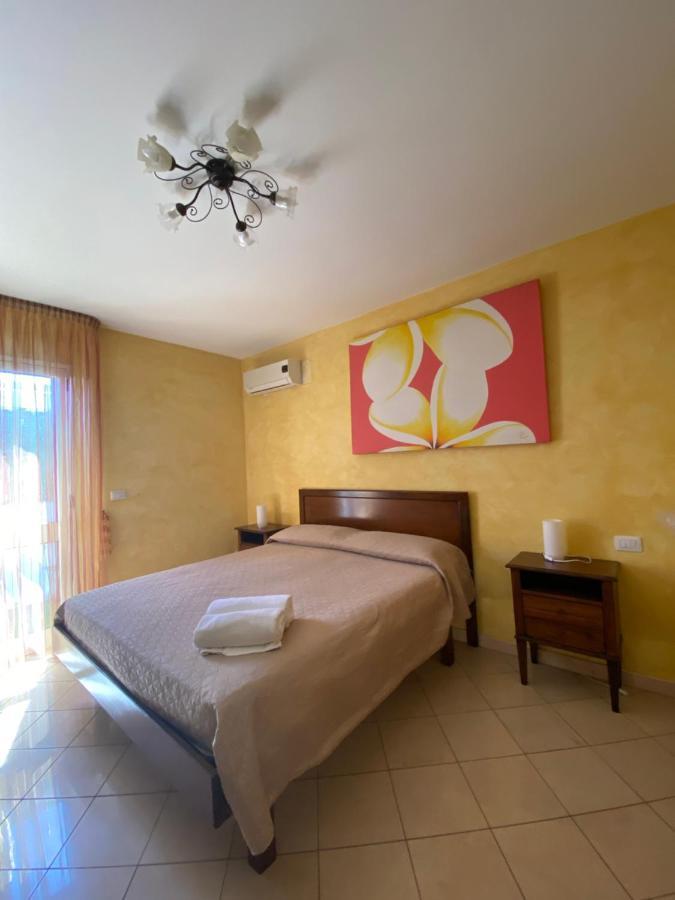Bed and Breakfast L'Attico Piazza Sant'Oronzo à Lecce Extérieur photo