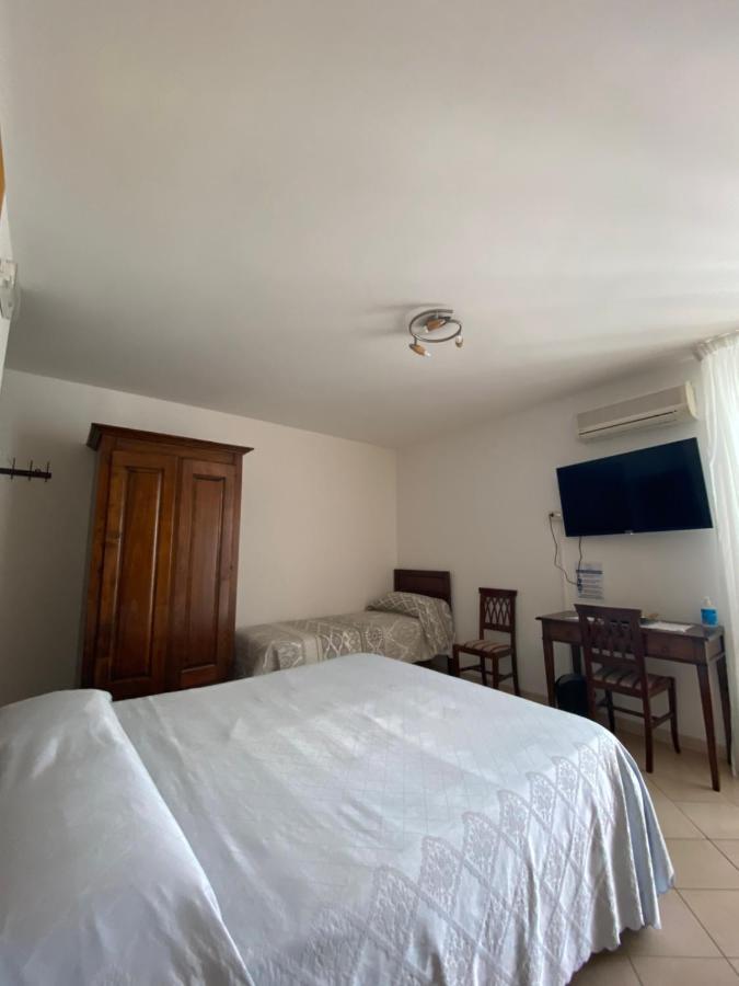 Bed and Breakfast L'Attico Piazza Sant'Oronzo à Lecce Extérieur photo