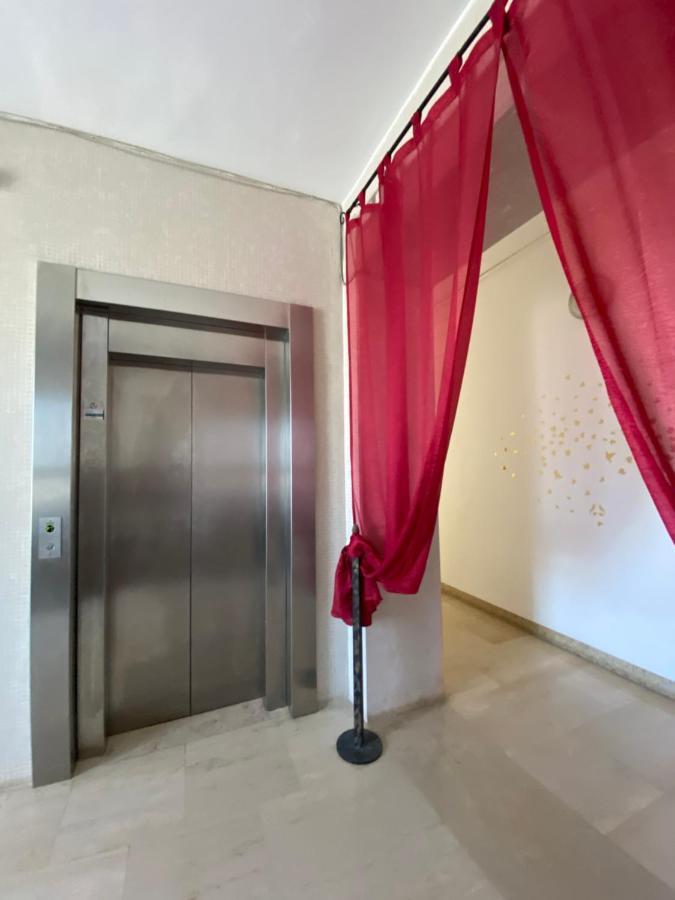 Bed and Breakfast L'Attico Piazza Sant'Oronzo à Lecce Extérieur photo