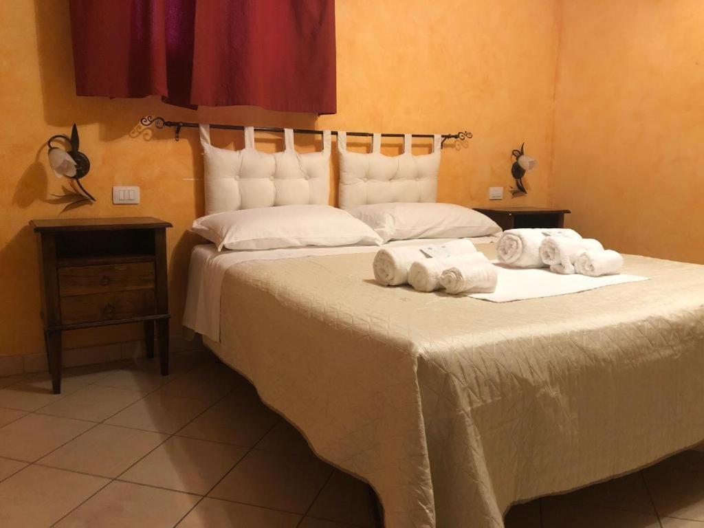 Bed and Breakfast L'Attico Piazza Sant'Oronzo à Lecce Extérieur photo