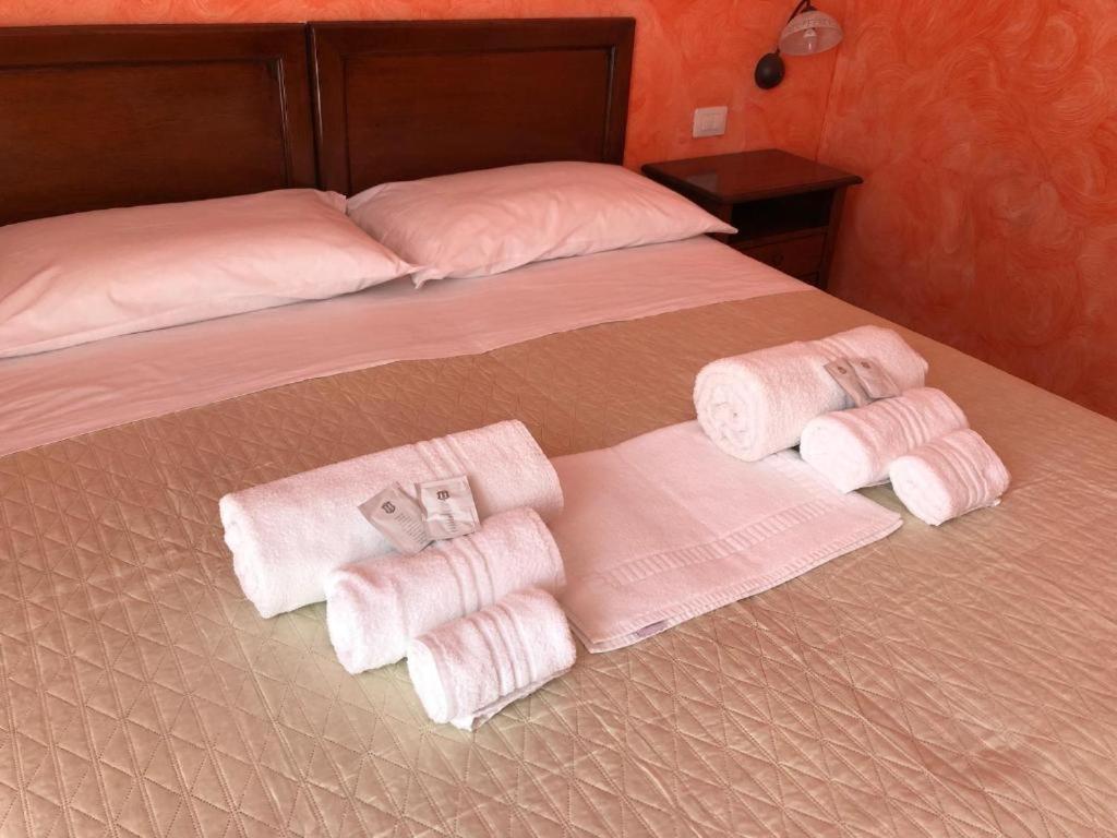 Bed and Breakfast L'Attico Piazza Sant'Oronzo à Lecce Extérieur photo